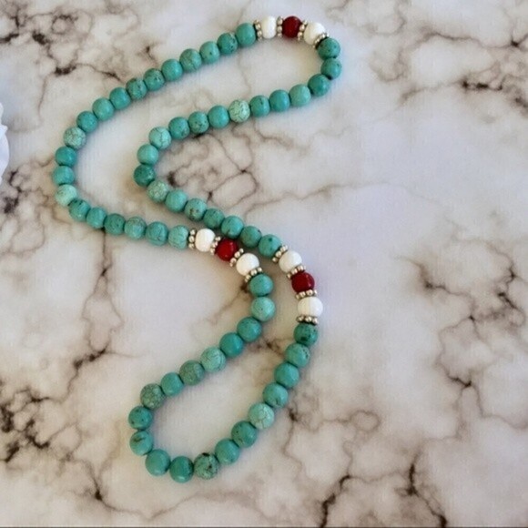 Stretch Bracelet Magnesite Turquoise‎ - Picture 1 of 5